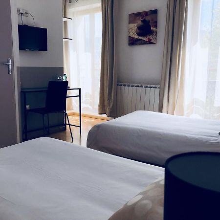 Le Clos Des Acacias Signes Kültér fotó